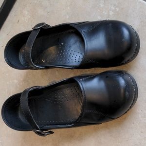 Dansko leather Mary Jane clogs size 39